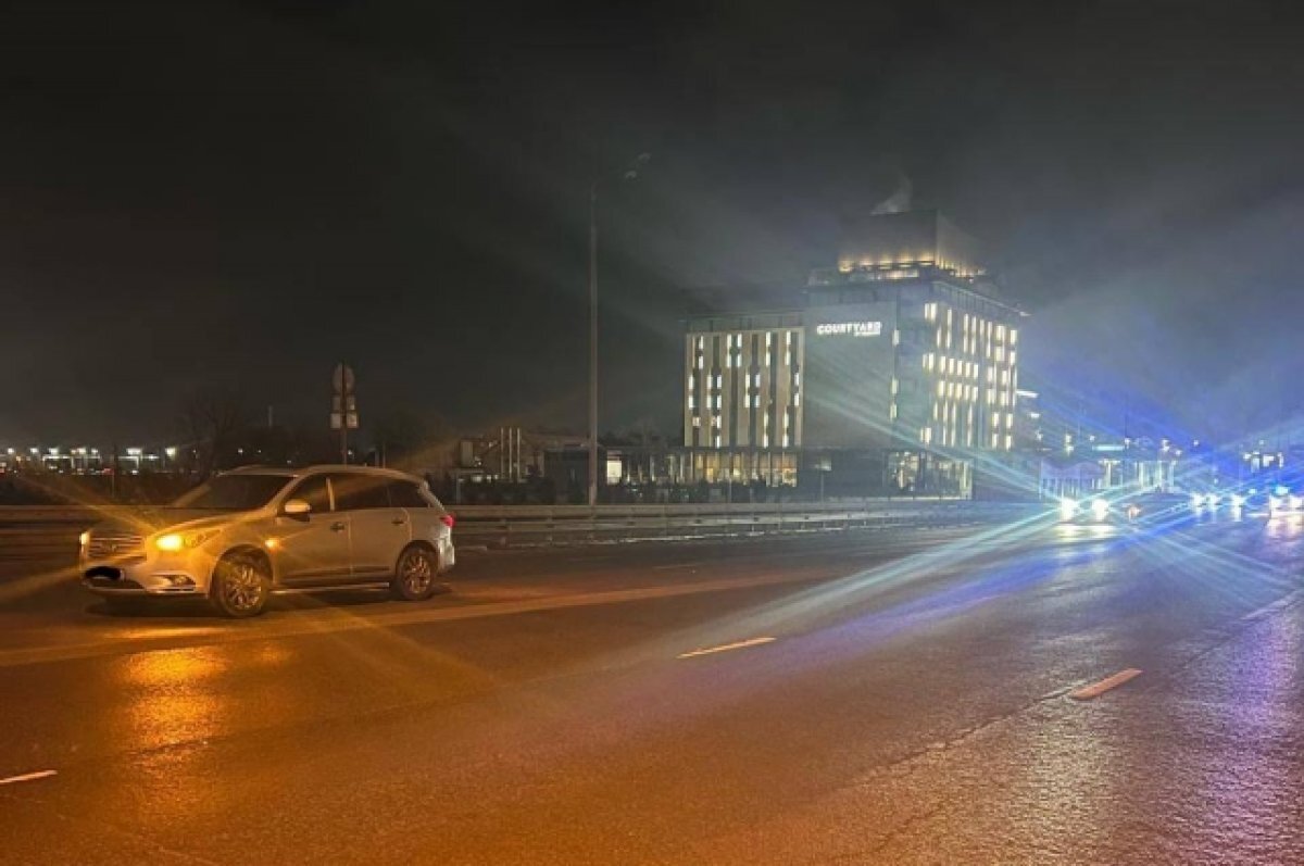    В Ростове пешеход погиб под колесами двух машин возле «Мегамага»