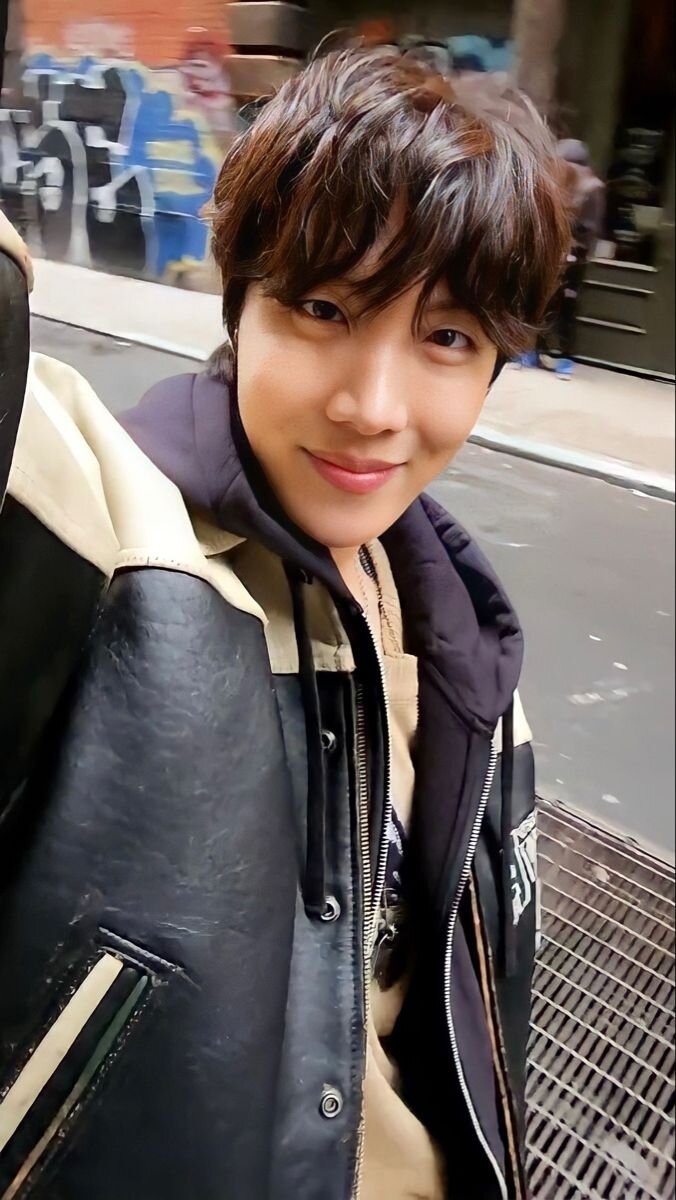 Хоби биас-врекер.