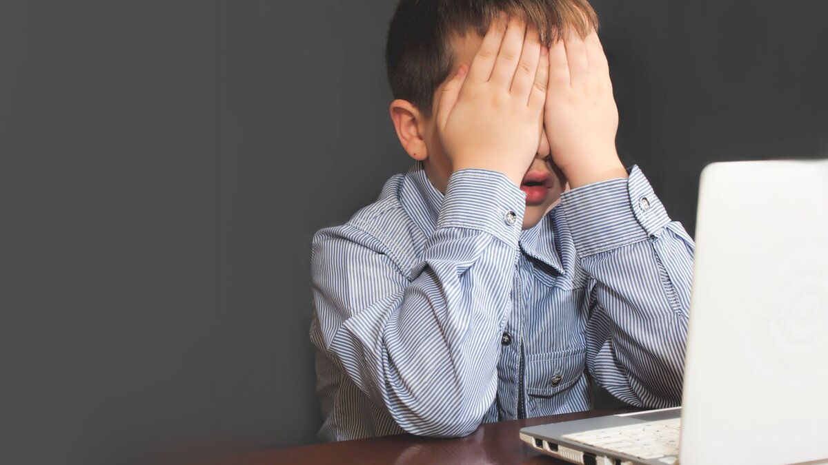 Дети в интернете. Фото из открытых источников