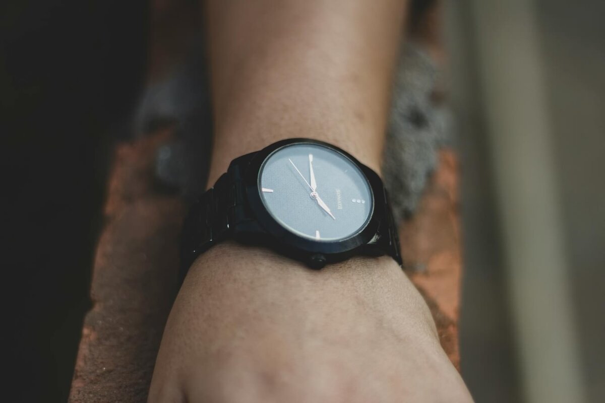 Часы nothing. Часы nothing. Nothing watch. Часы от nothing. Nothing watch.