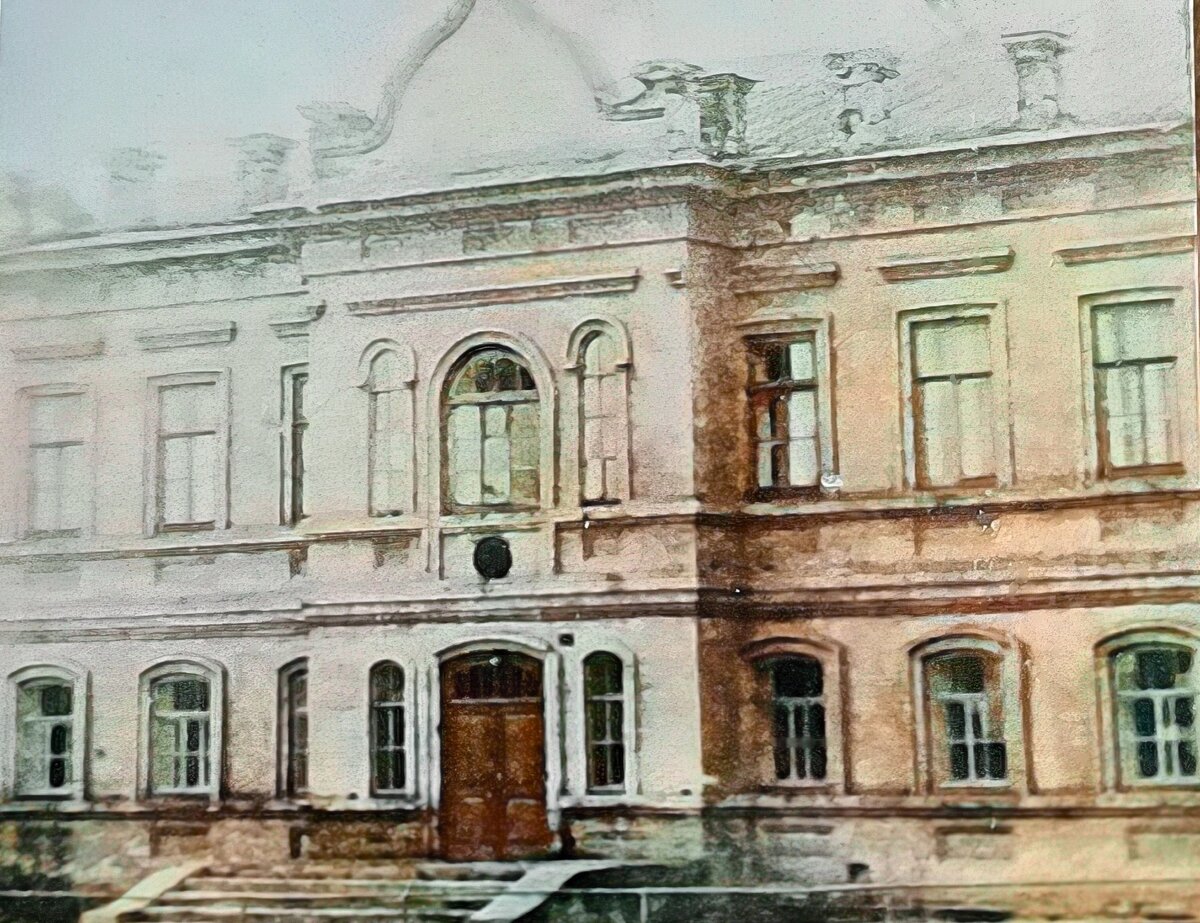 Школа № 1. Архивное фото. 