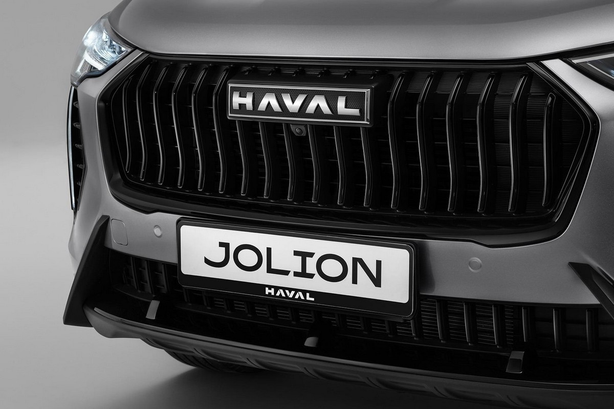 Измененная передняя часть обновленного Haval Jolion 