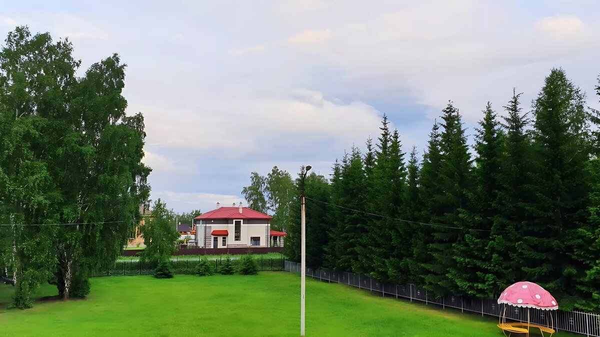     Семейная пара организовала свой бизнес в поселке Боровский. Тюменцы сдавали дома для развлекательных мероприятий, чем мешали соседям.