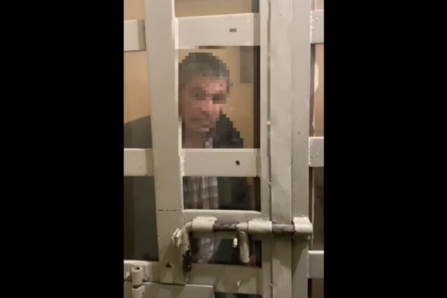    Что может грозить пьяному мужчине, который ударил мальчика в магазине?