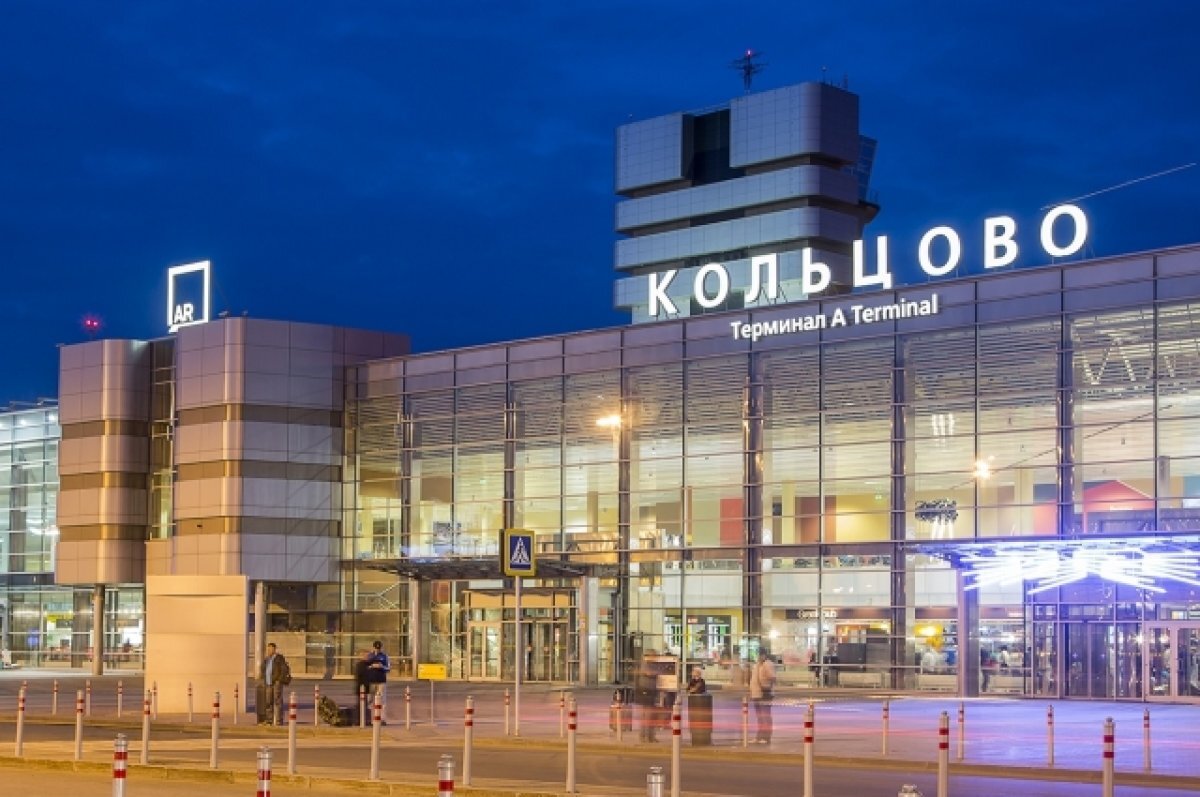    Устроившего пьяный дебош в самолете москвича задержали в «Кольцово»