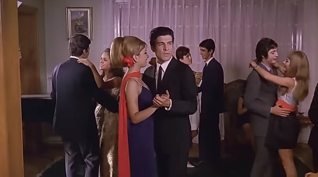 Характеристика героев рассказа муму. Проект тайна имени илья. Фамилии в комедии горе от ума. Характер башмачкина. История имени главного героя.