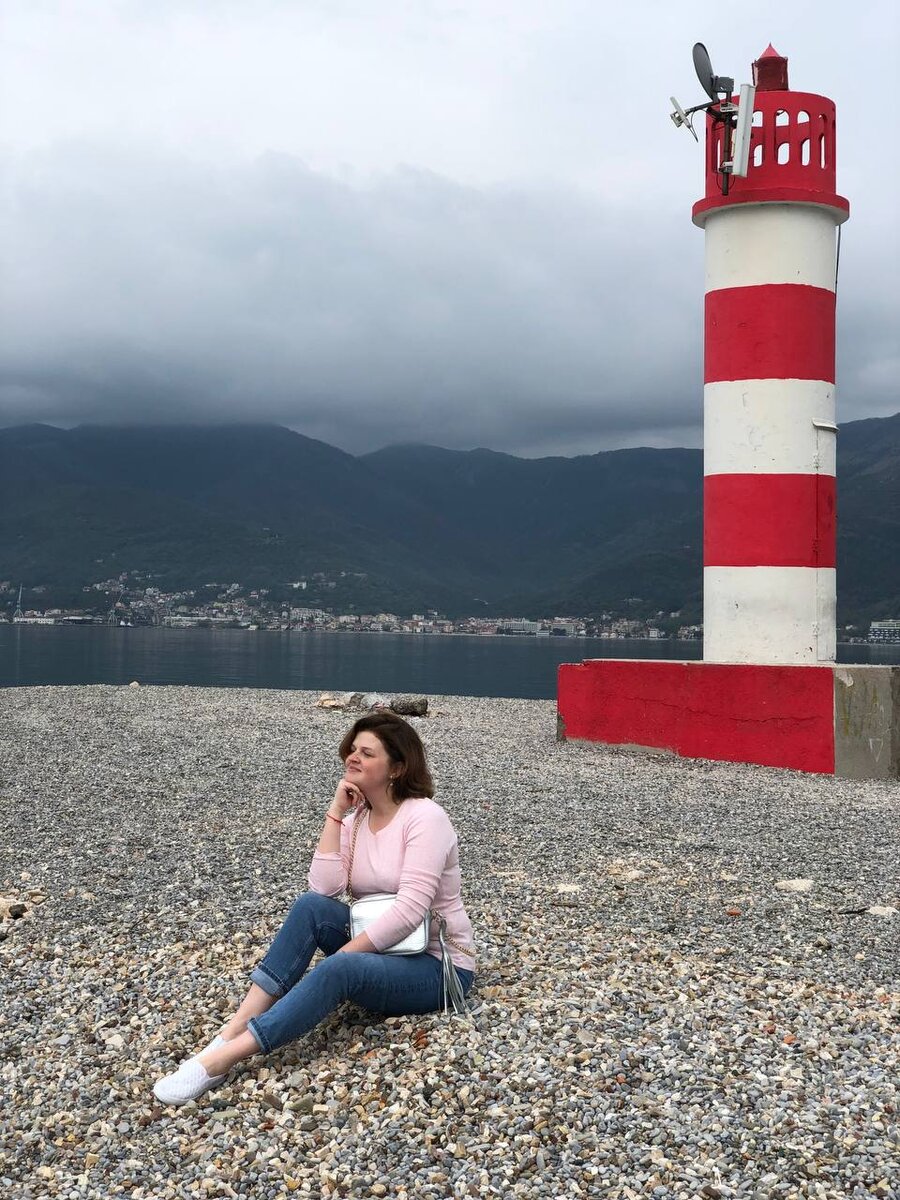 Когда то в Тивате, с болью в спине)