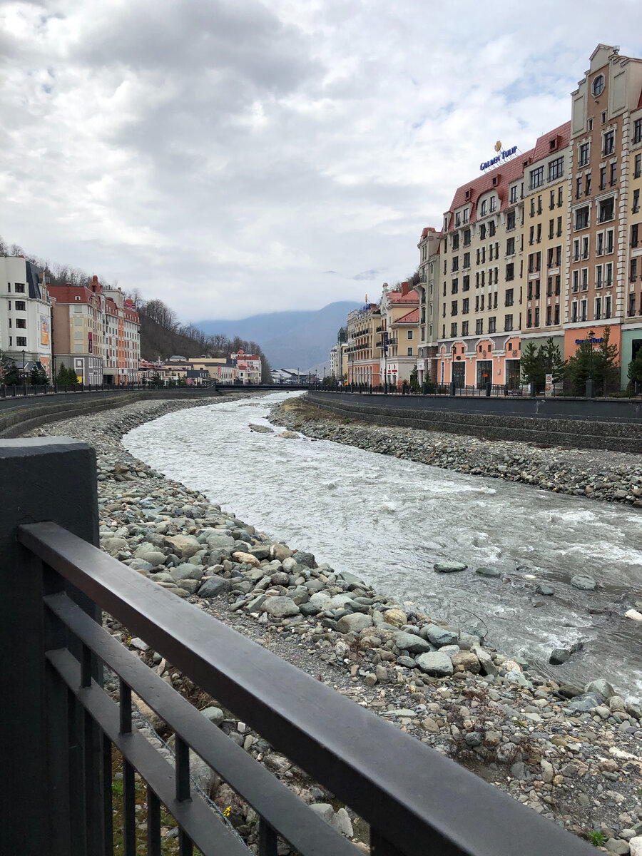 Проекты новых календарей. Список стран в которые можно полететь из сургута в этом году. Карта полетов. Куда можно улететь в россии. Куда можно полететь из сочи.