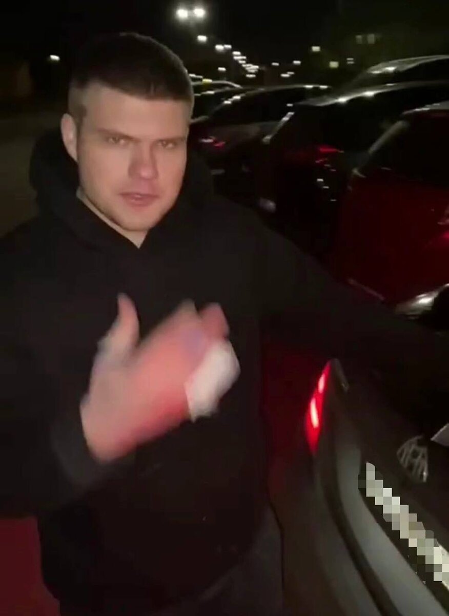 Почему вы берете на работу женатых. Берут на работу. Мужа не берут на работу. Сделка в офисе. Мужа не берут на работу.