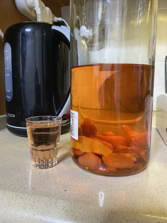 Заходи я настаиваю. Заходи я настаиваю. Ты это пиши если что. Заходи я настаиваю. Попойка нижневартовск караоке бар.