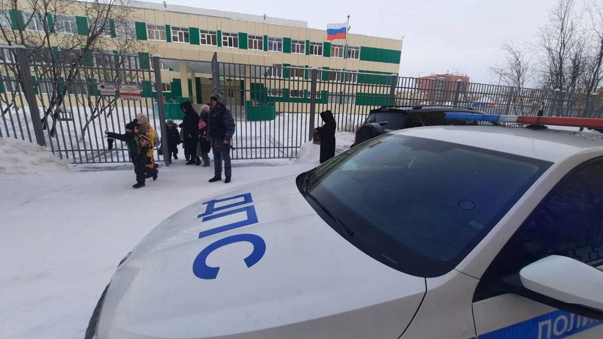 девушки из нового уренгоя. уренгой девушки. новый уренгой девушки. одинокие женщины новый уренгой. пара новый уренгой.