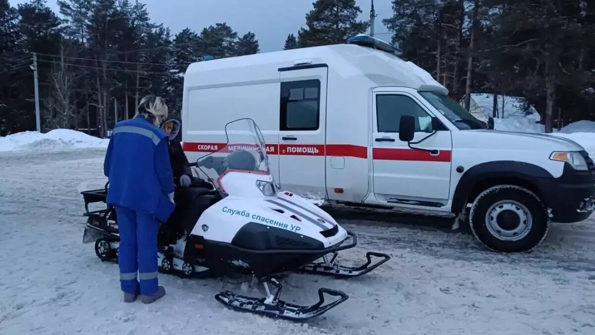     В Удмуртии спасатели оказали помощь пожилой женщине, которая заблудилась в лесу, не могла самостоятельно выбраться и взывала о помощи. Об этом рассказали в Поисково-спасательной службе республики.