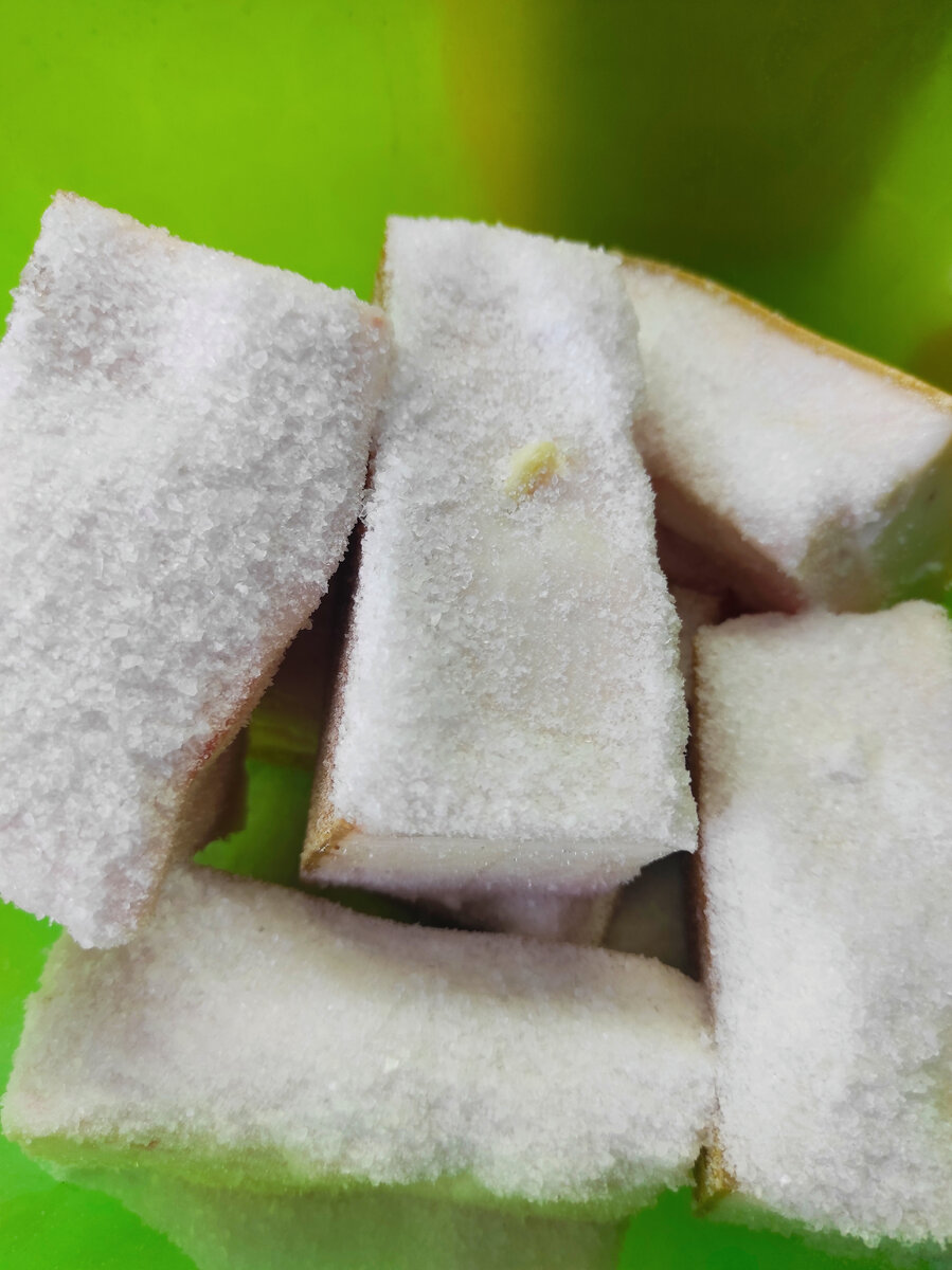 сало обсыпать солью