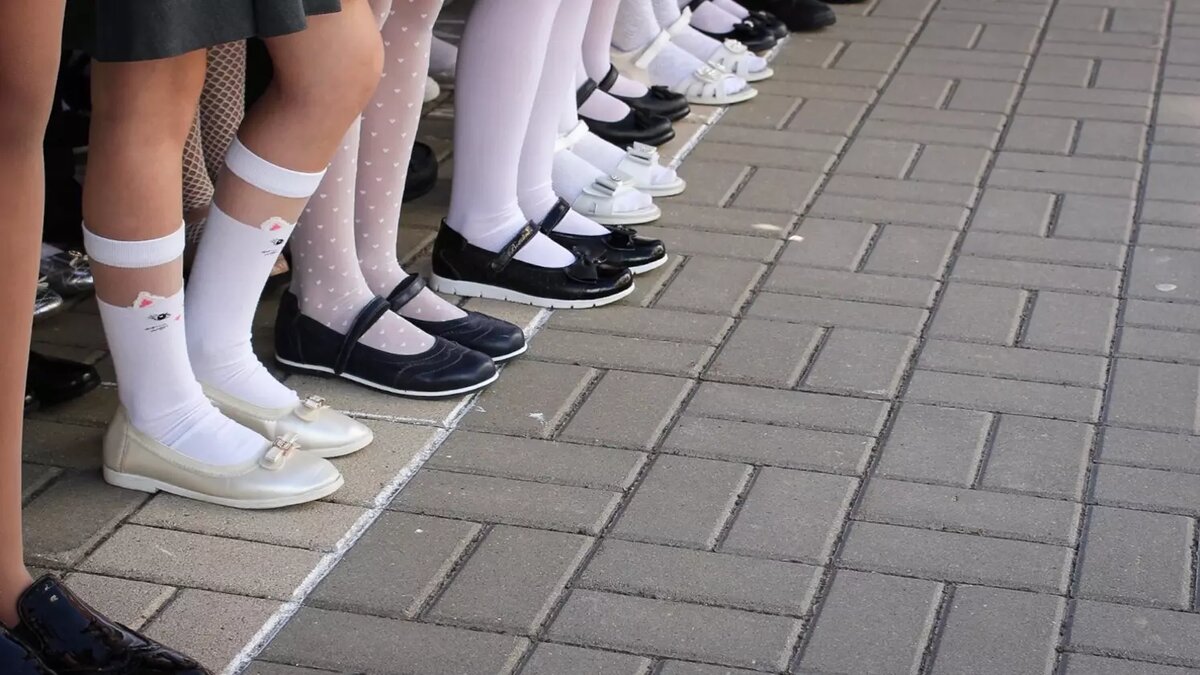     В Набережных Челнах со вчерашнего дня разыскивали 12-летнюю девочку. Она должна была вернуться после школы, но так и не оказалась в доме 49/25а.