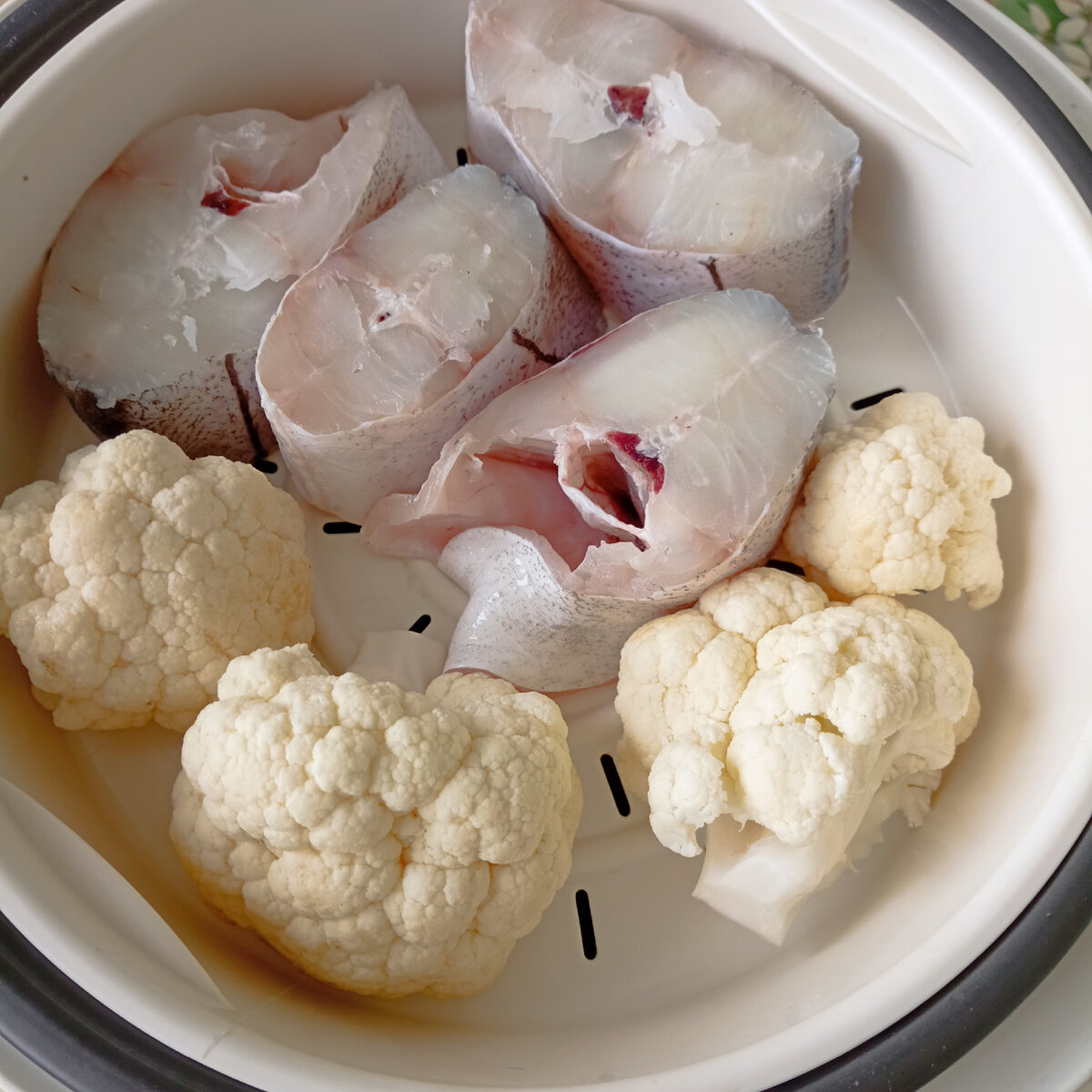 6 см минус. 6 см минус. 8дм - 6дм равно. 6 см минус. Выразить в см.