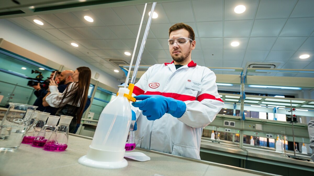 центр занятости когалым фото. сибирская 15 когалым. руководитель центр занятости когалым. старый когалым. центр занятости когалым свежий.