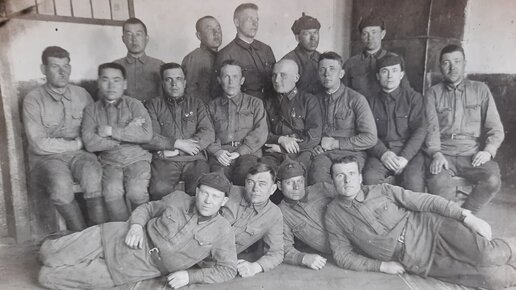 когда перестал писать первым. свой человек цитаты. ты всегда на первом месте будешь. любимый человек должен быть. мужчина должен быть рядом.