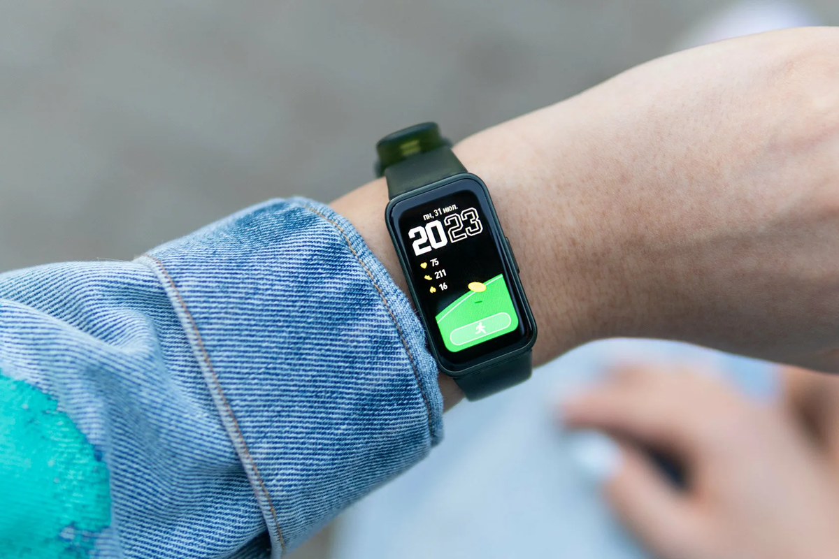 Фитнес браслет цена качество