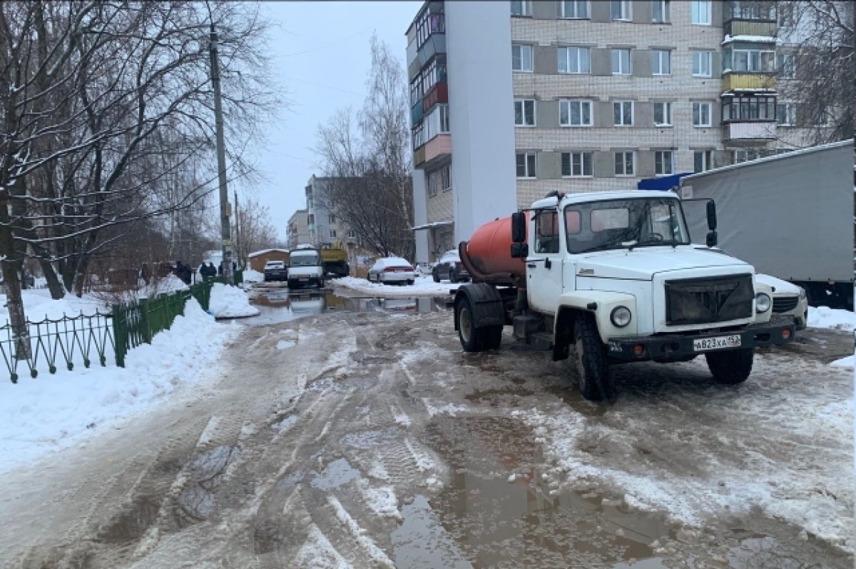 Из-за коммунальных аварий жители Заволжья остались без тепла и воды | АиФ – Нижний  Новгород | Дзен