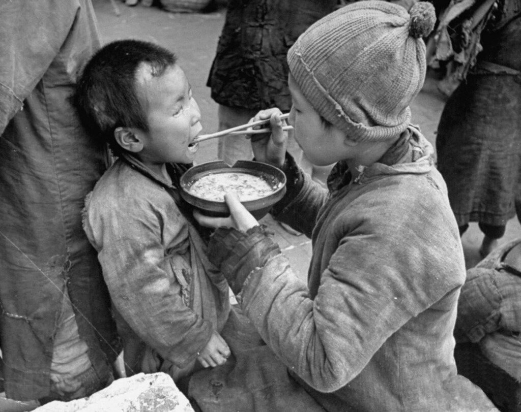 Поставь голод. Голодные дети в годы Великой Отечественной войны.