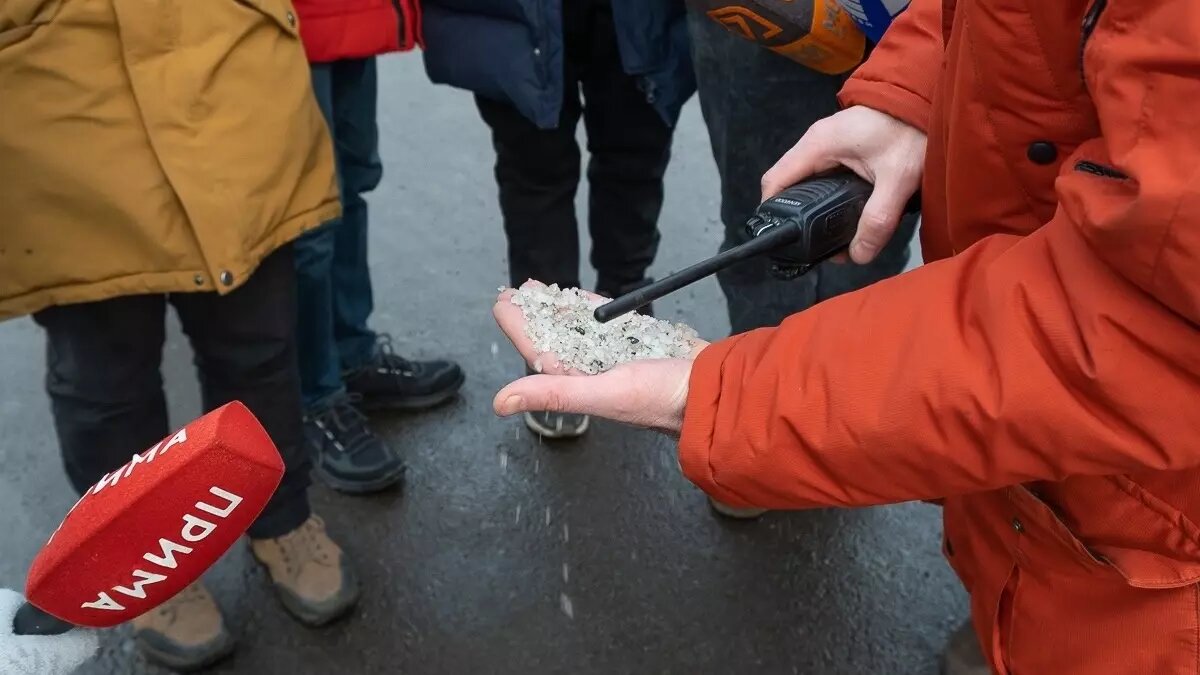     В специализированном автотранспортном предприятии (МП САТП) прокомментировали «распространившиеся среди жителей слухи о применении противогололедных средств, в частности, „Бионорда“». Оказывается, запрещённый реагент действительно может использоваться в Красноярске.