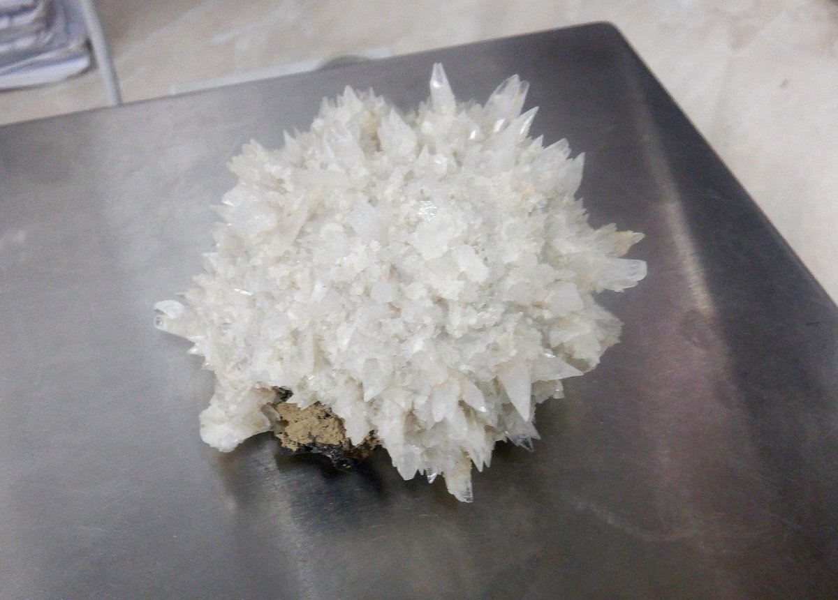    Псковские таможенники не дали вывезти из России коллекцию минералов