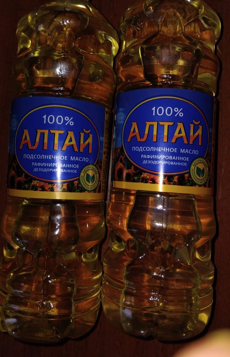 Вика. Петя ваня и саша учатся в одной начальной школе но в разных классах. Мемы с именем саша. Саша черный негр. Саша просыпайся картинка.