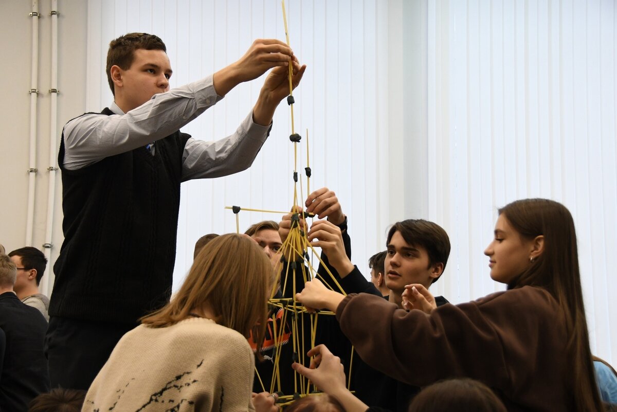 В первой профильной смене приняли участие более 120 вологодских школьников.