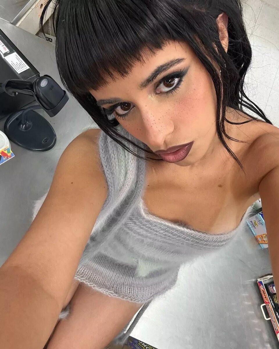 Камила Кабельо📷
