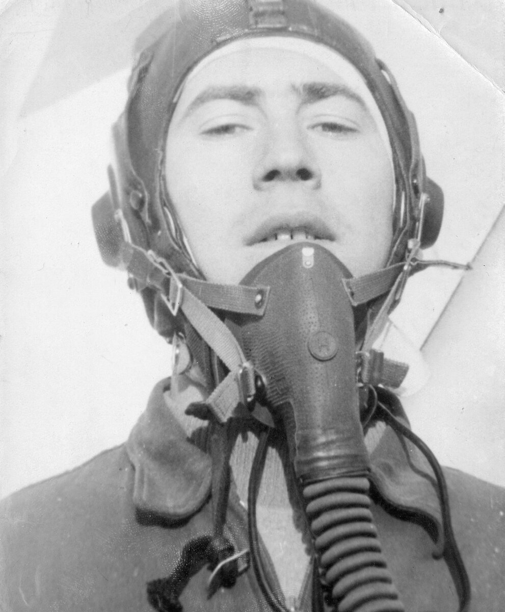 Совсем скоро, в марте этого года, у известного скульптора Георгия Прокофьевича Мясникова 70-летний юбилей.-9-2