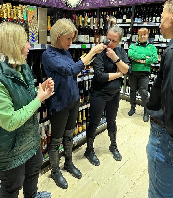 Особенности трудовой деятельности инвалидов. Мероприятия по трудоустройству инвалидов. Динамика трудоустройства инвалидов в рязани. Трудоустройство инвалидов презентация. Инвалидам предоставляются гарантии трудовой занятости.