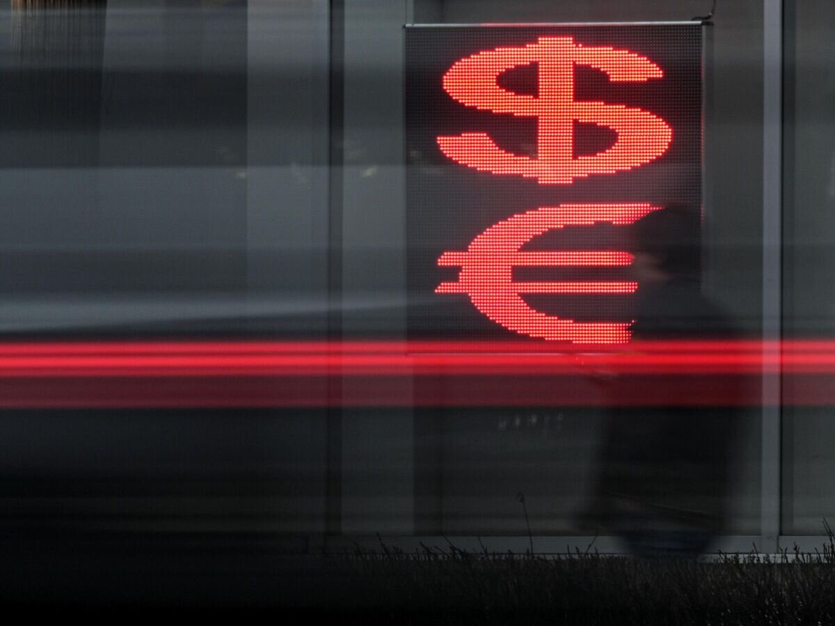    Электронное табло пункта обмена валют на одной из улиц в Москве© РИА Новости / Григорий Сысоев