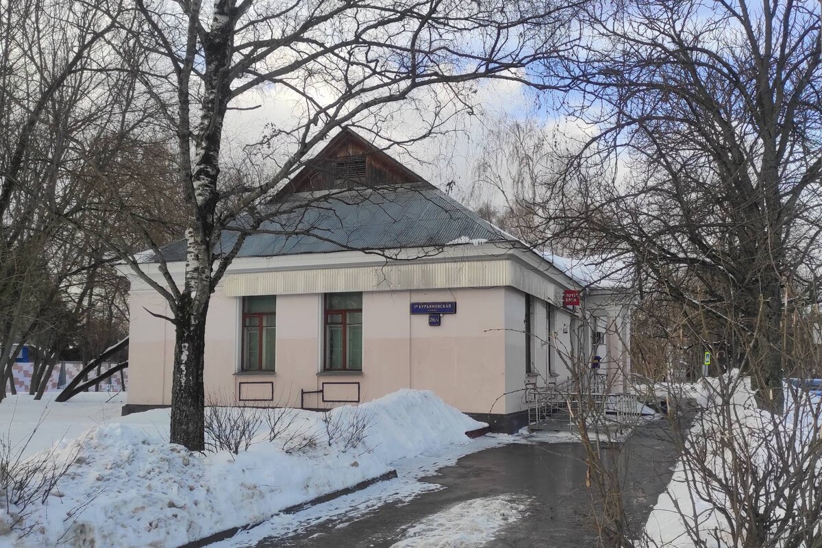 Станция новки сход вагонов. Локомотив поезд ржд электровоз. Жд сейчас. Жд сейчас. Железнодорожный вокзал брест.