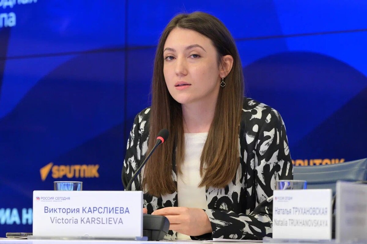 Учебный учет программа. Центр программного обеспечения. Сервисный центр 1с предприятие 8. Учебный учет программа. 1с версия 8.