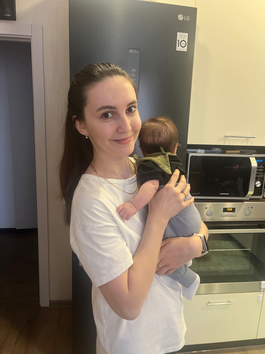 Жаль, что я могла подержать его подольше, дочь не разрешала. 