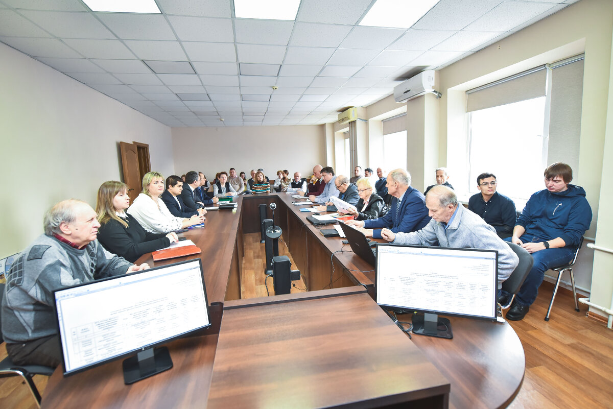 Дистранционна ярбаота. Инженер строитель. Монитор для клиента. Рабочий формат работа. Рабочий формат работа.