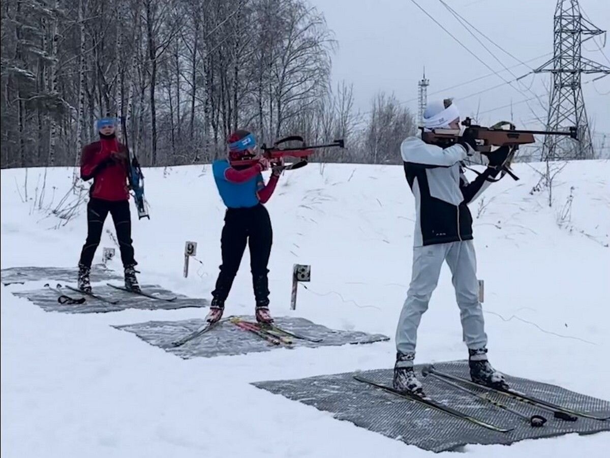 Графики рабочего дня. Работа 3 недели через. График смен по 12 часов. Работа 3 недели через. График работы.
