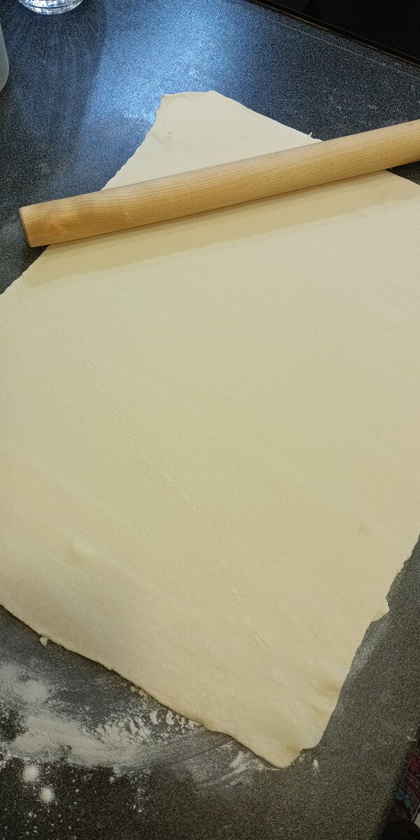 Воздушное тесто фото. Замес теста. Чтобы тесто получилось мягким. Дрожжевое тесто. Тесто.