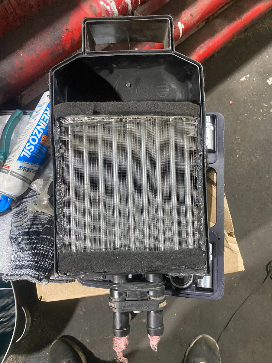 авто дверь с обдувом. дует холодом в ноги. заслонка отопителя октавия а5. заслонка обдува салона рено дастер. дует холодом в ноги.