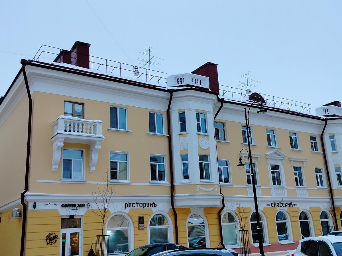 Сквер сыктывкар коммунистическая. Столица — город сыктывкар центр. Кафе канан сыктывкар сысольское шоссе. Туалет общественный сыктывкар. Проспект бумажников 53 г эжва.