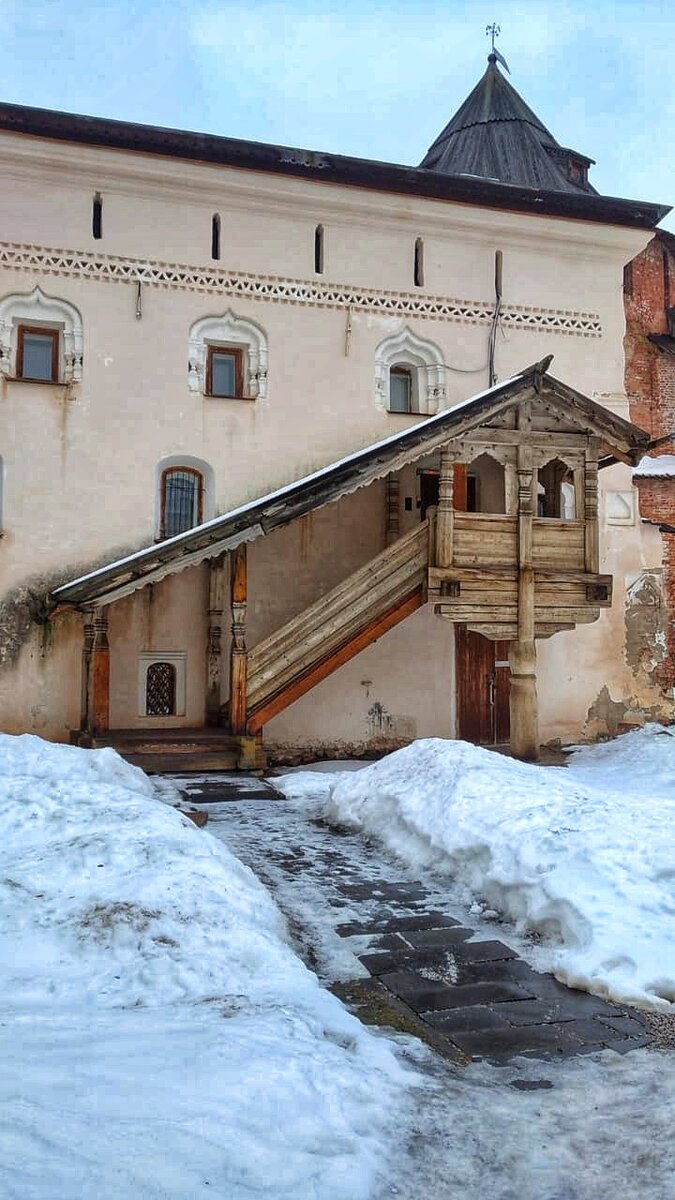 славянский хоровод. маленький очерк. фонкич книга. хоровод. греко славянская грамматика 16 века.