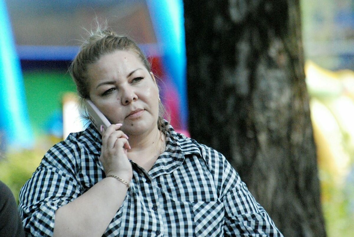 Петля антенна для phonak compilot. Девушка с колонкой. Samsung v 7 s эквалайзер. Звонки чистый звук. Круглый эквалайзер.