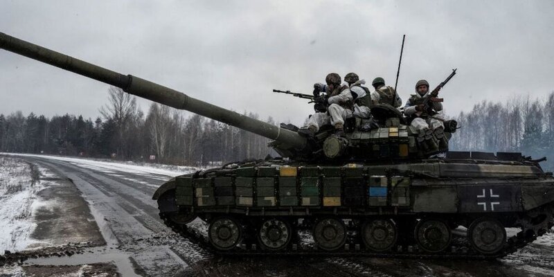 Это такая маркировка теперь  там . фото: картинки  яндекса.