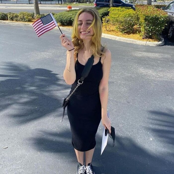 Всю жизнь патриот, но семью перевез в США, анализировать ситуацию не ...