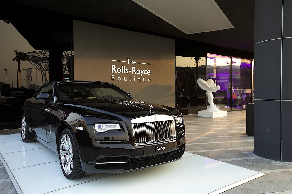  Rolls-Royce продал за 2023 год - 398 шт