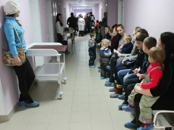 очередь в детский сад. дети в очереди. очередь в детский 82. очередь в детский сад. очередь в детский сад.