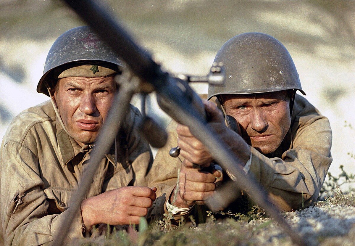 Гдз по русскому 6 класс ладыженская номер 407. Составить предложение 9 мая к знаменательной дате. Сообщениеина тему памятные даты. Русский язык 6 класс 2 часть упражнение 407. Составьте предложения к знаменательной дате.