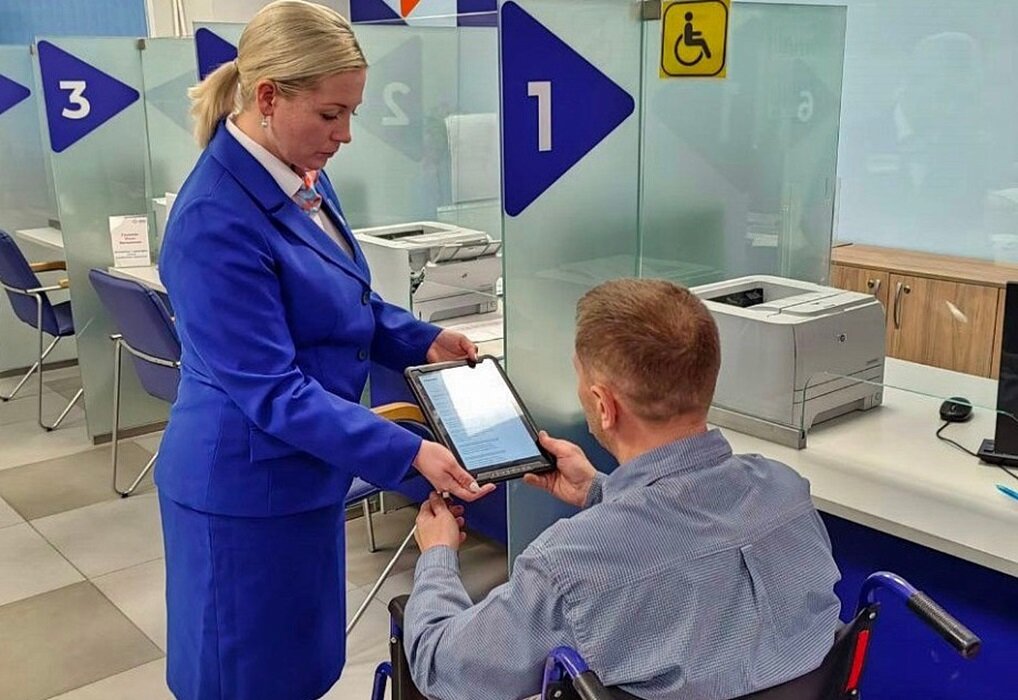 Деньги пособия. Субсидии из бюджета. Господдержка работодателей в 2022 году. Социальные выплаты предпринимателям. Социальные выплаты предпринимателям.