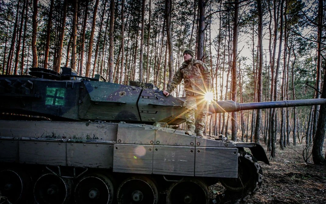 Особенно хорош для атак из засады: Leopard 2 © FUNKE Photo Services | André Hirtz