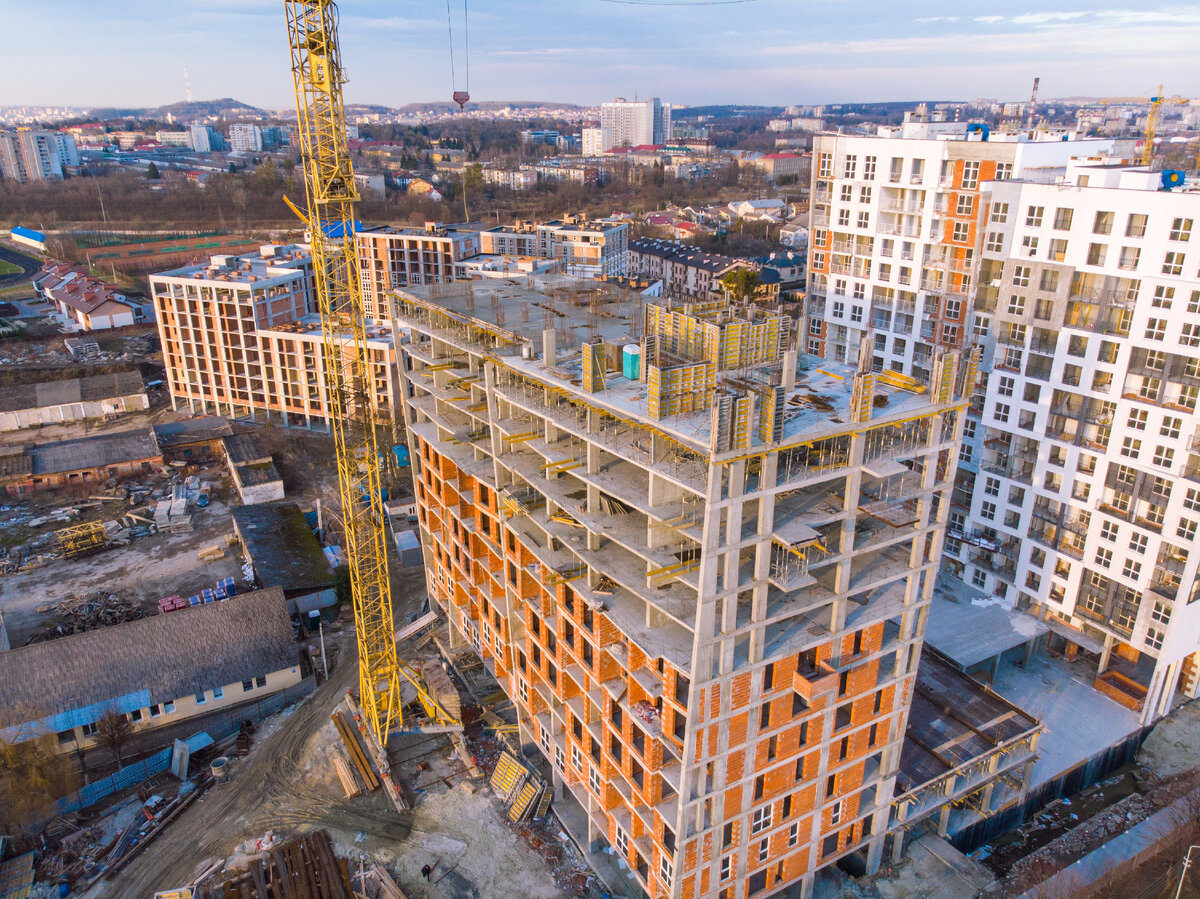 Плюсы и минусы квартиры и дома. Минусы квартиры. Плюсы и минусы квартиры. Минусы жизни в квартире. Чистота воздуха в зависимости от этажа.